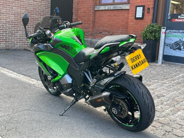2017 Kawasaki Z1000sx sports touring motorcycle in Green