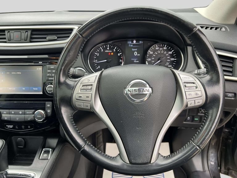 2016 Nissan Qashqai 1.2 DiG-T N-Connecta 5dr Xtronic HATCHBACK PETROL Automatic