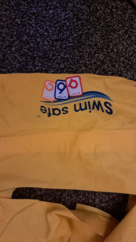 Childs swimming rings 
