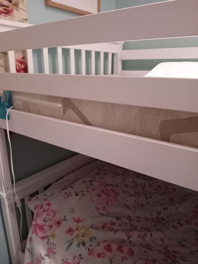 image for Free bunk bed