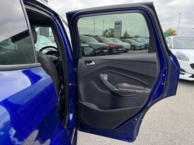 2018 Ford Kuga 2.0 TDCi 180 ST-Line 5dr Auto 4X4 DIESEL Automatic