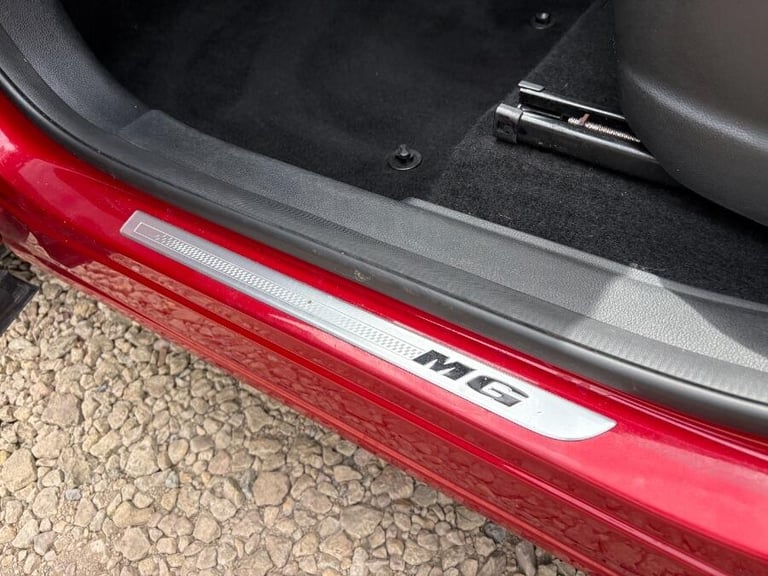 2023 MG MG HS 1.5 T-GDI Trophy SUV 5dr Petrol DCT Euro 6 (s/s) (162 ps) ESTATE Petrol Automatic