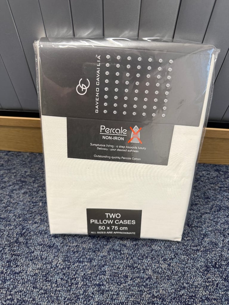 image for 2 x White Pillow Cases Brand New