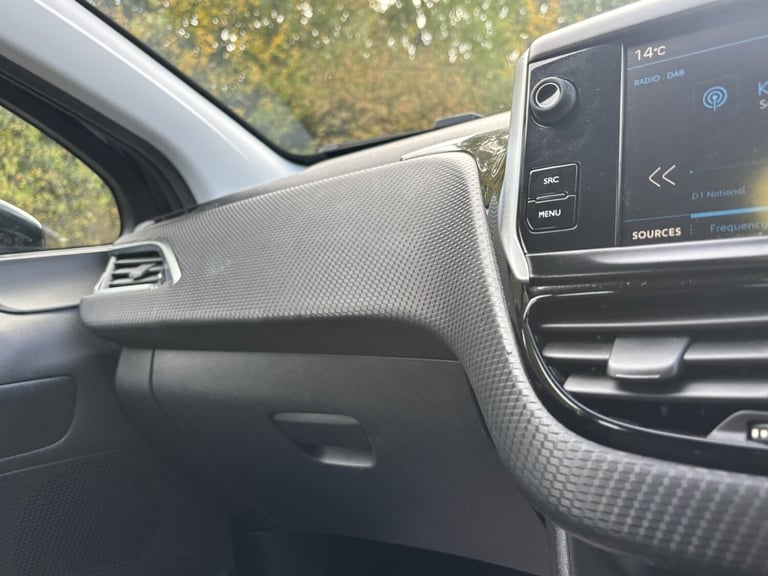 PEUGEOT 208 1.2 PureTech Active 2018