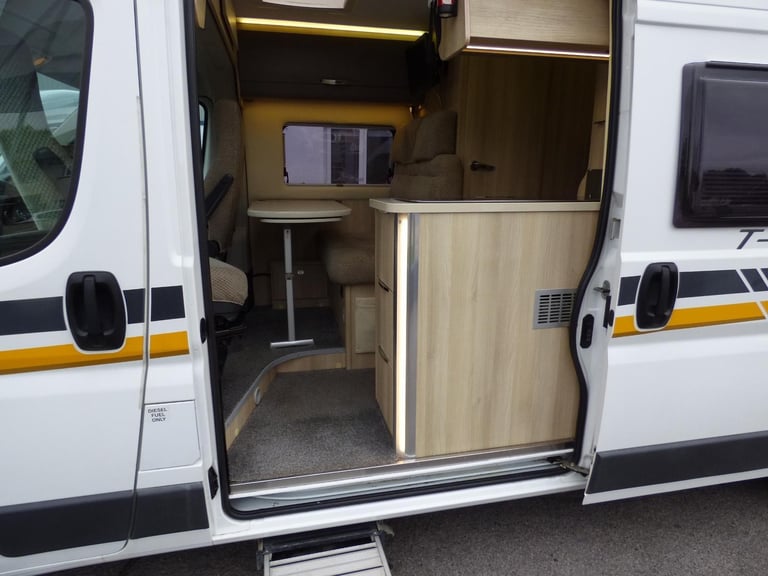 Auto-Trail Tribute 669 DIESEL MANUAL 2015/15