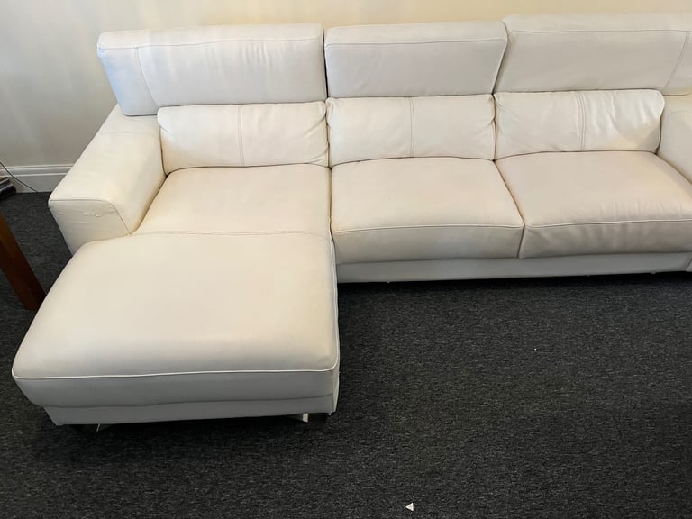 image for CREAM CNR SOFA (can delever ) read description 