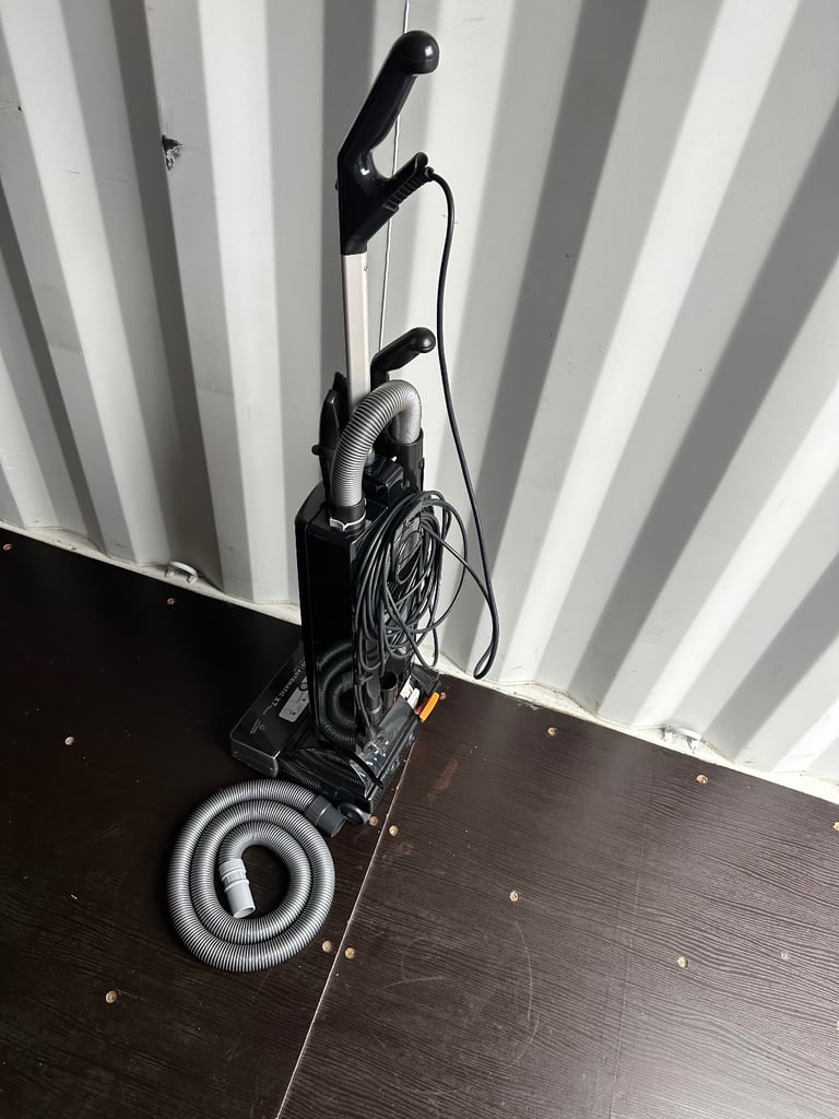 Sebo 91540GB Automatic Pet Epower Upright Vacuum Cleaner Black And Silver