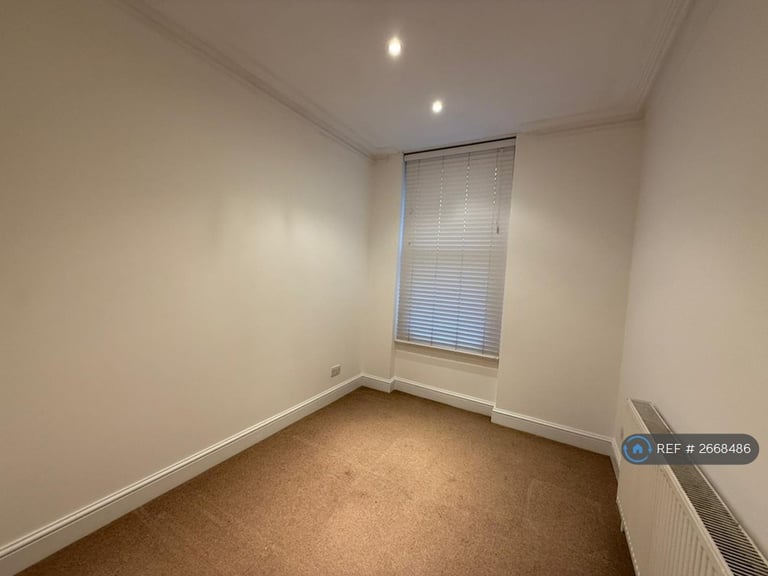 2 bedroom flat in Honey Yard, London, SE22 (2 bed) (#2668486)