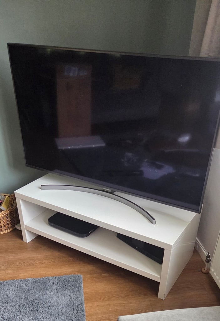 TV Stand and matching shelving unit- Gloss white.