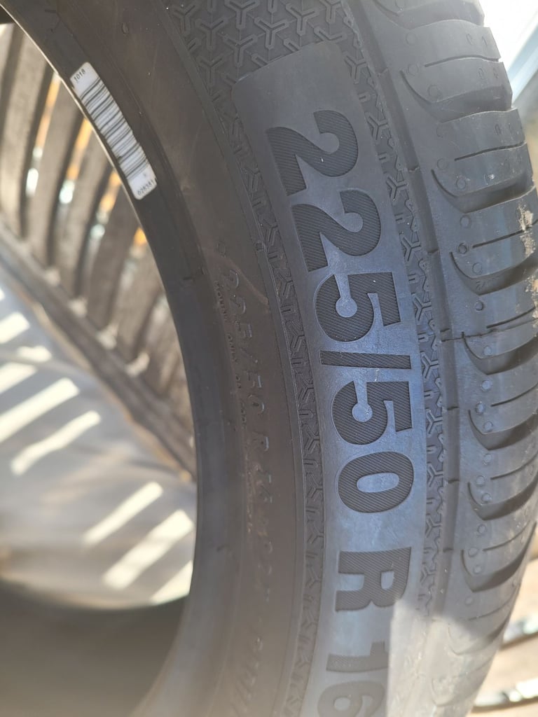 CAR TYRE TIRE BARUM BRAVURIS 3 225/50R16 NEW BMW MERCEDES-BENZ VOLVO TOYOTA 