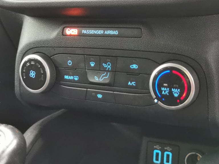 2021 Ford Kuga 1.5 EcoBlue Zetec SUV 5dr Diesel Manual Euro 6 (s/s) (120 ps) - FORD SYNC3  Suv Di...