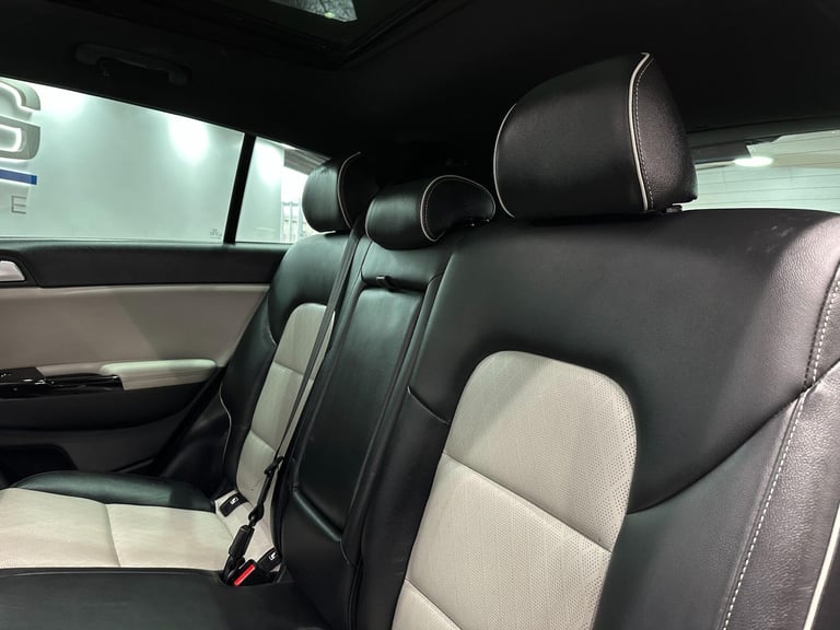 2017 Kia Sportage 1.6 T-GDi GT-Line S SUV 5dr Petrol DCT AWD Euro 6 (174 bhp) ESTATE Petrol Autom...
