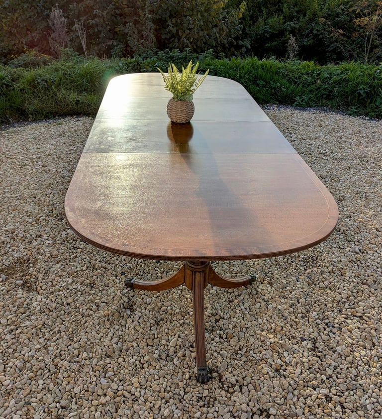 Regency Style Mahogany Extending Dining Table Almost 8 FT Long 10 Seater