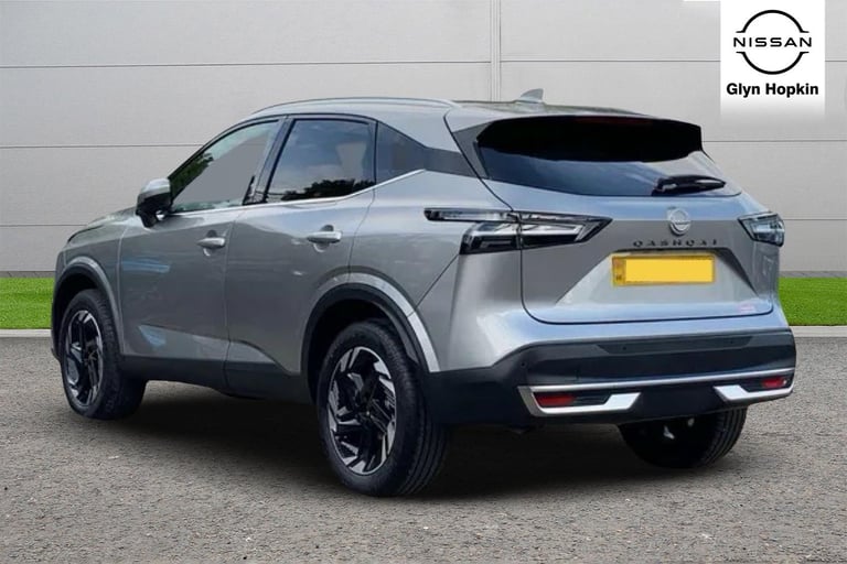 2025 Nissan Qashqai 1.3 DiG-T MH 158 N-Connecta [Glass Rf] 5dr Xtronic Hatchback Petrol Automatic