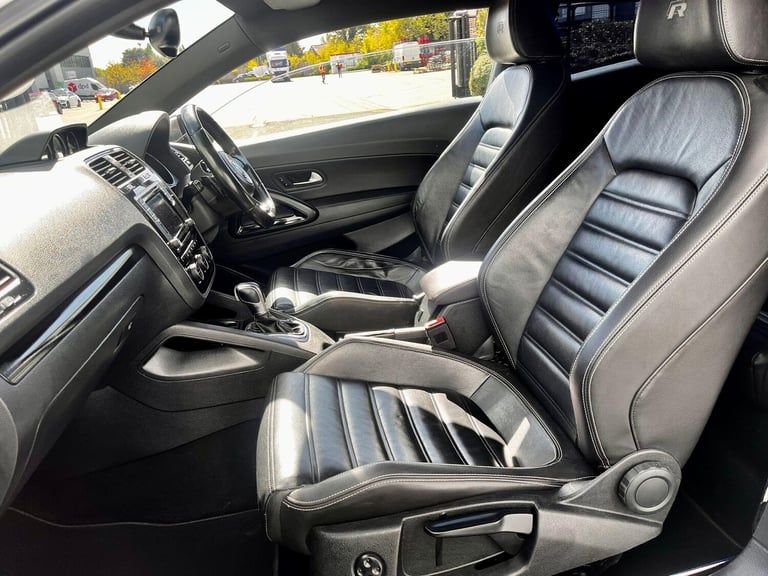 2015 Volkswagen Scirocco 2.0 TSI BlueMotion Tech R DSG Euro 6 (s/s) 3dr COUPE Petrol Automatic