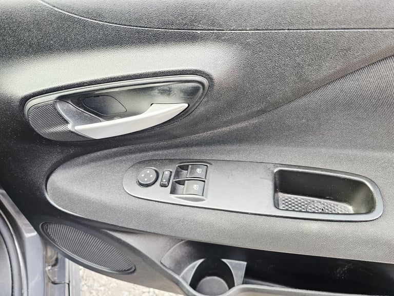 2014 Fiat Punto 1.2 GBT 3dr HATCHBACK Petrol Manual