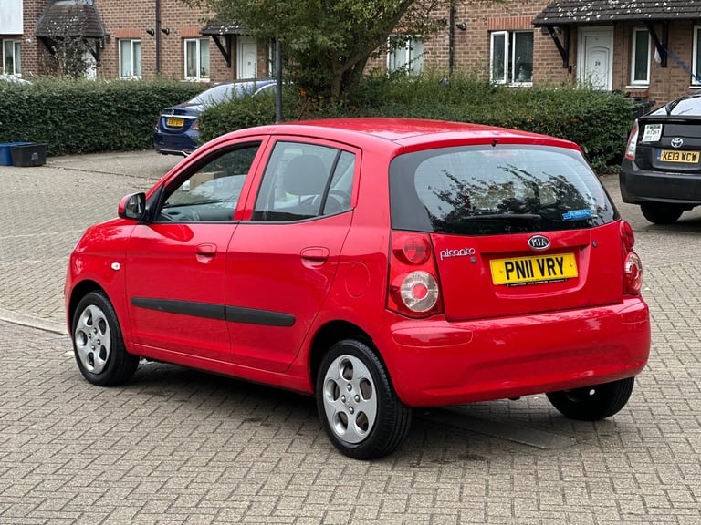 2011 KIA Picanto 2 Automatic 1.1L Petrol Full Kia Service History 1YR NEW MOT 44,000 Mileage 1 OWNER