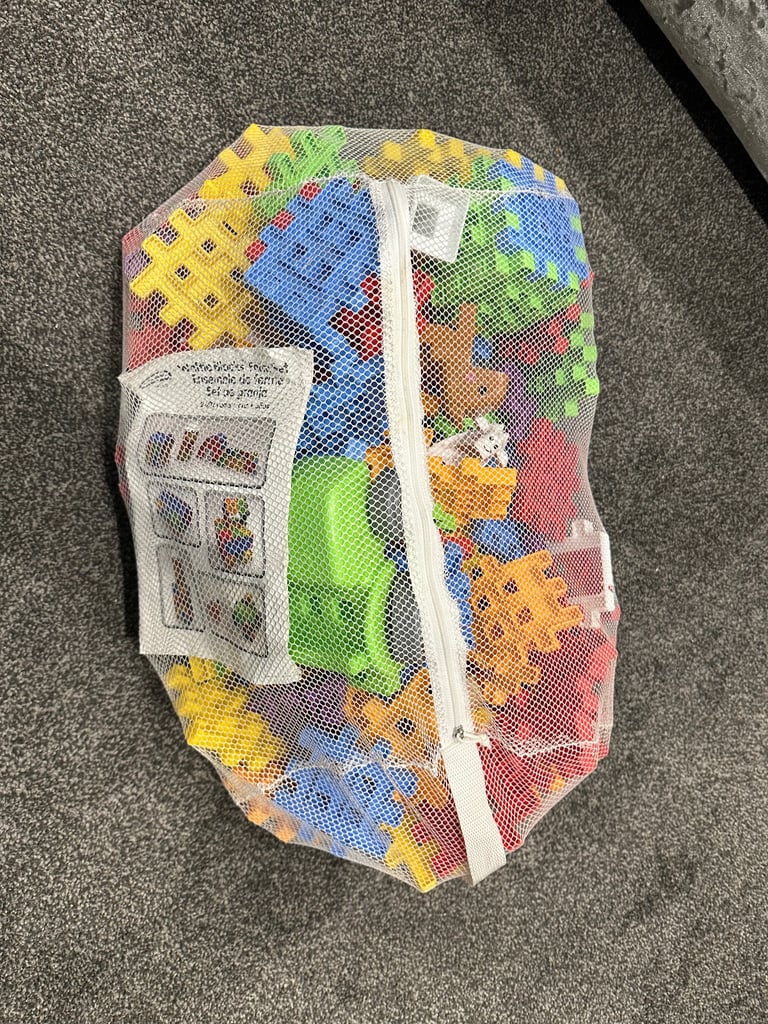 Little Tikes waffle blocks farm set