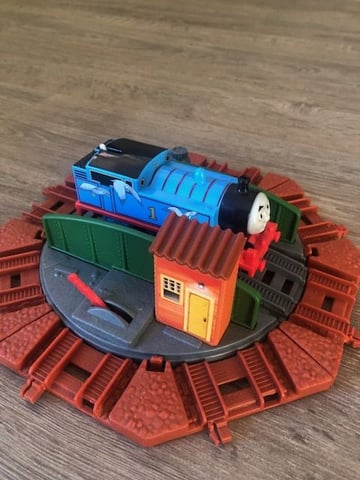 Thomas sales trackmaster turntable