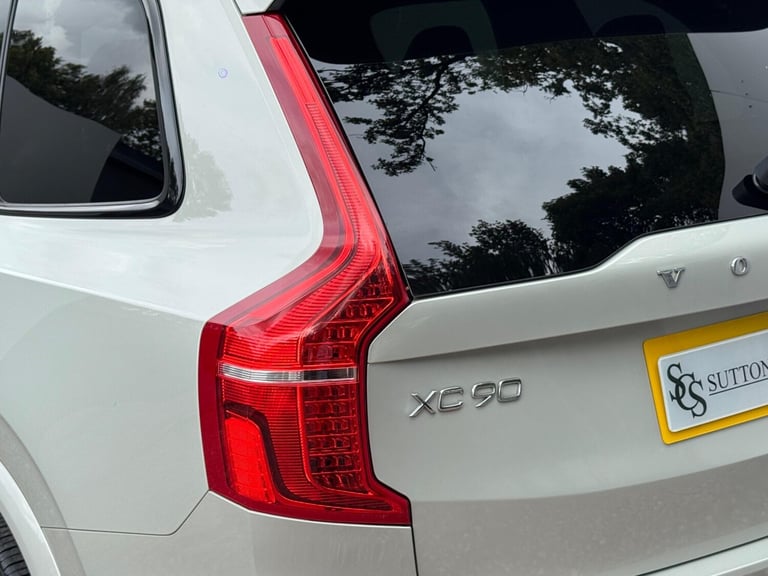 2019 Volvo XC90 2.0 B5 MHEV R-Design Pro Auto 4WD Euro 6 (s/s) 5dr ESTATE Diesel/Electric Hybrid ...
