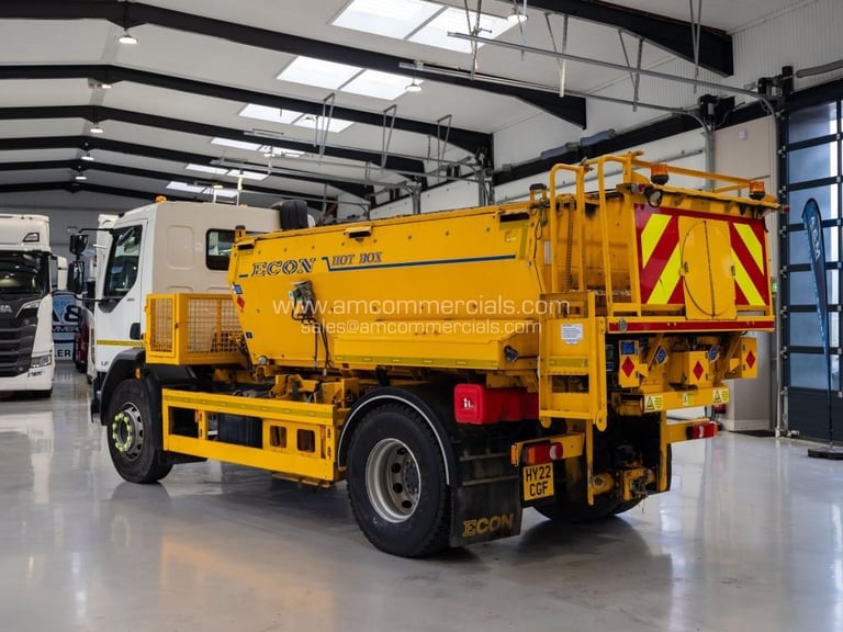 DAF TRUCKS LF260, Econ Twin Chamber Augered Hot Box, 360° Rotating Beacons, A/C
