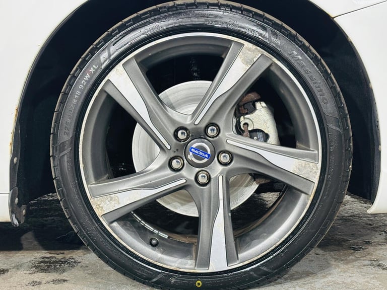 2014 Volvo V60 2.0 D4 R-Design Lux Euro 6 (s/s) 5dr ESTATE Diesel Manual