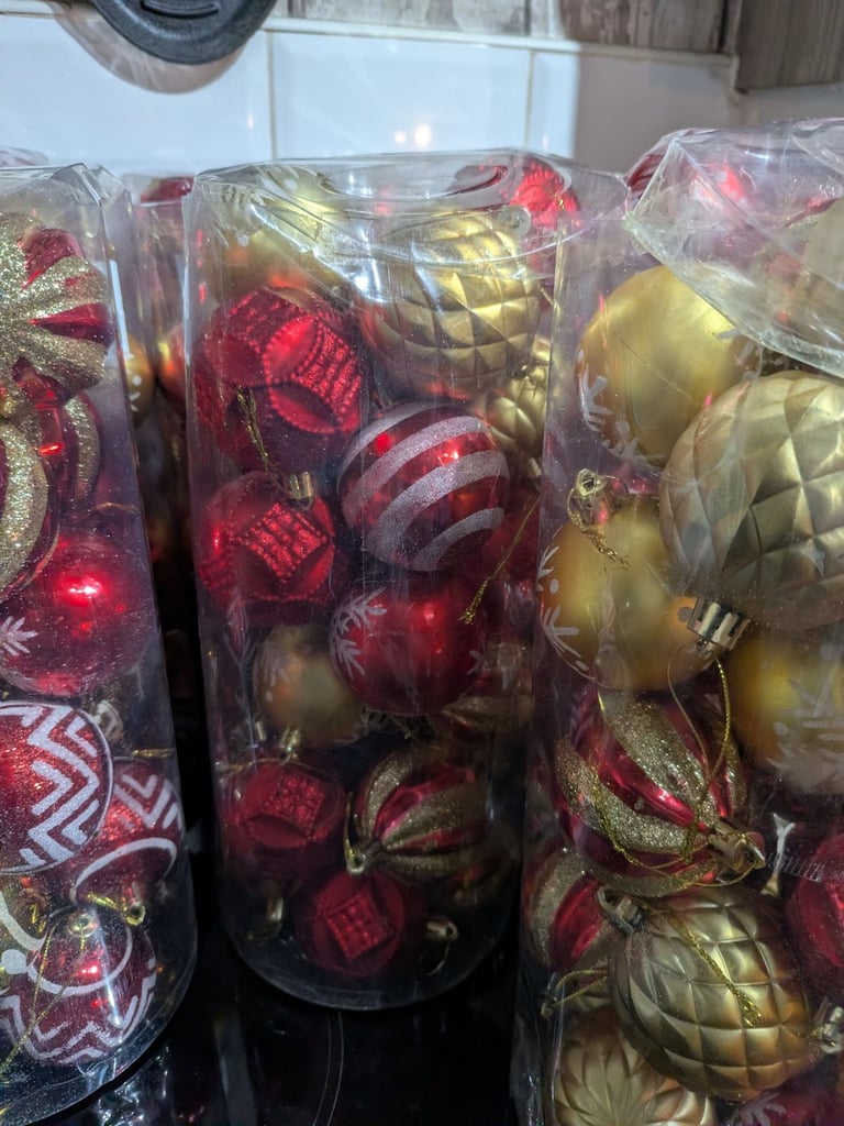 Joblot of Christmas baubles 
