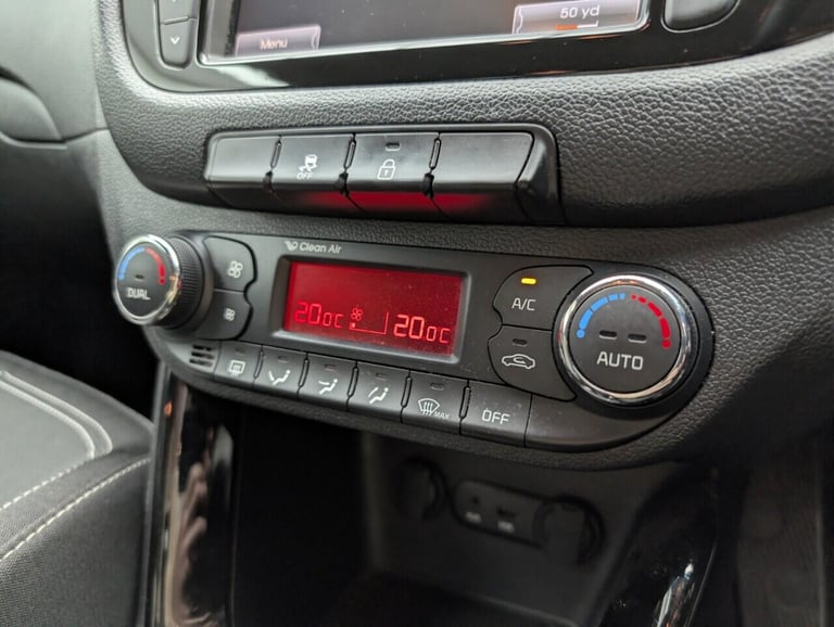 2015 Kia Ceed 1.6 GDi EcoDynamics 3 Hatchback 5dr Petrol Manual Euro 5 (s/s) (133 bhp) -  HATCHBA...