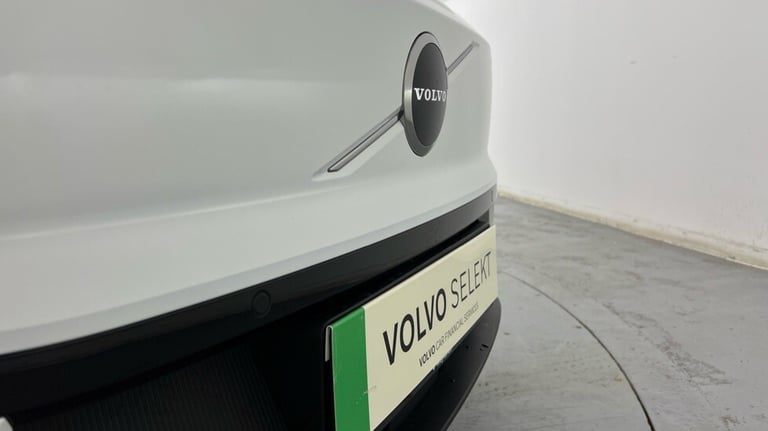 2025 Volvo EX30 Plus, Single Motor Extended Range, Electric Estate Electric Automatic