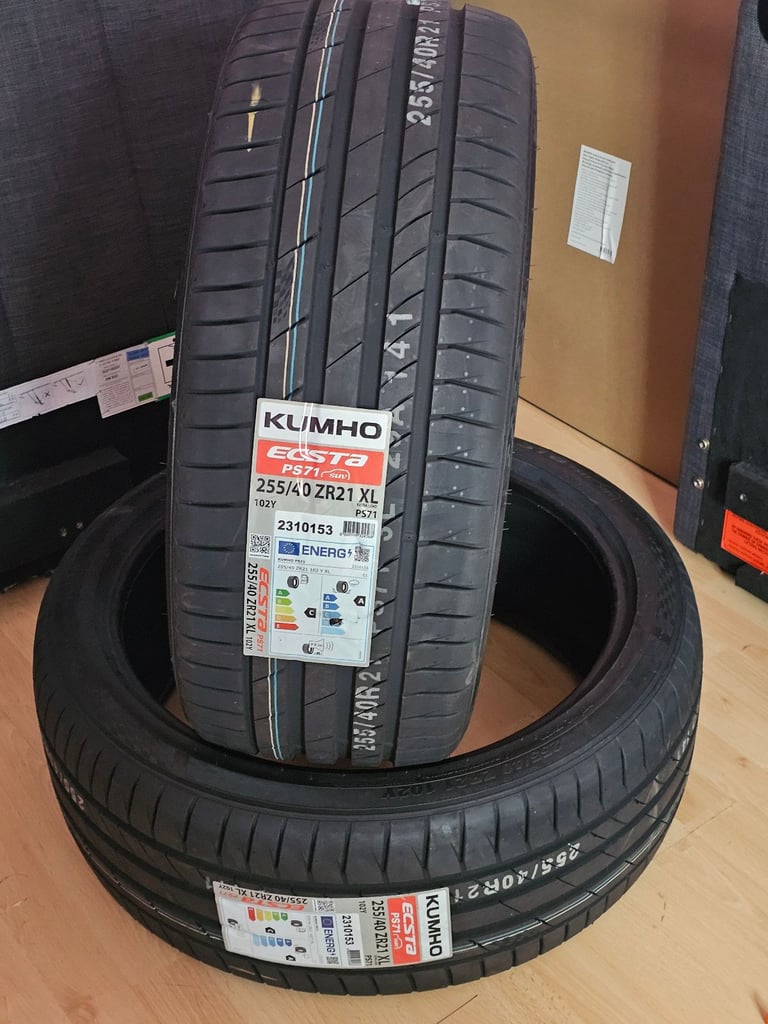 225 40 21 sp71 kumho tyer 