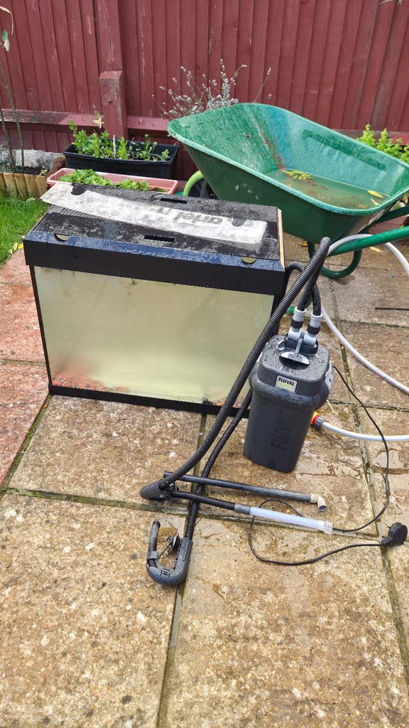 image for Fluval Roma 90 Fish Tank with Filter