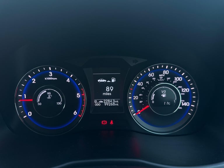 2014 Hyundai i40 1.7 CRDi Blue Drive Active Euro 5 (s/s) 4dr SALOON Diesel Manual