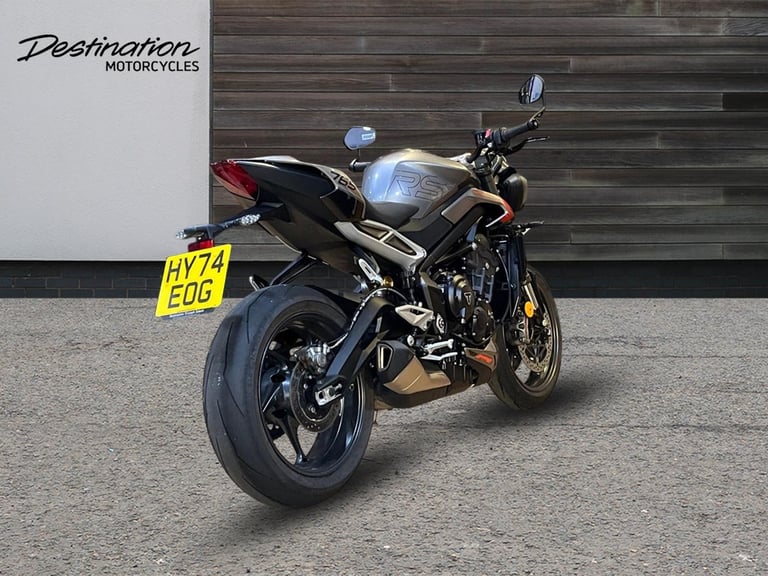 2024 Triumph Street Triple 765 RS STANDARD COLOUR Petrol silver 6 Speed