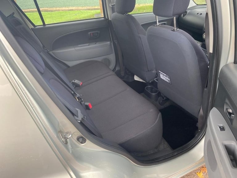 2007 Daihatsu Sirion 1.0 S Hatchback 5dr Petrol Manual (118 g/km, 68 bhp) Hatchback Petrol Manual