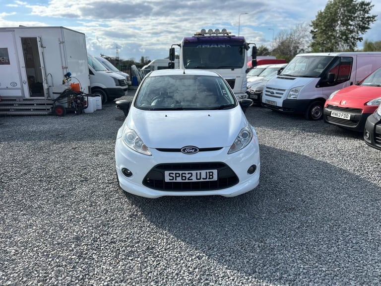 Ford Fiesta Van QUICK SALE