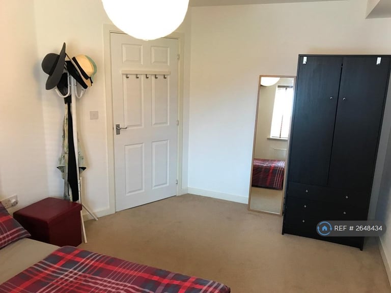 2 bedroom flat in Wicket Drive, Birmingham, B16 (2 bed) (#2648434)