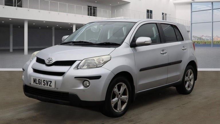 4X4 AWD Toyota, URBANCRUISER, Hatchback, 2011, Manual, 1364 (cc), 5 doors  NOV 2026 MOT
