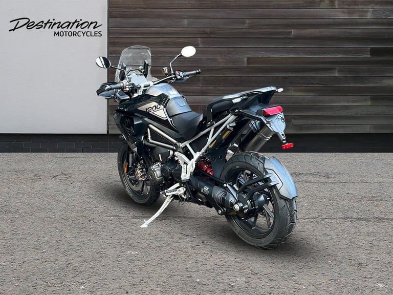 2025 Triumph Tiger 1200 GT PRO STANDARD COLOUR Petrol black 6 Speed
