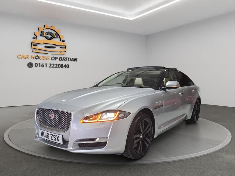 image for 2016 Jaguar XJ 3.0d V6 Premium Luxury Auto Euro 6 (s/s) 4dr SALOON Diesel Automatic