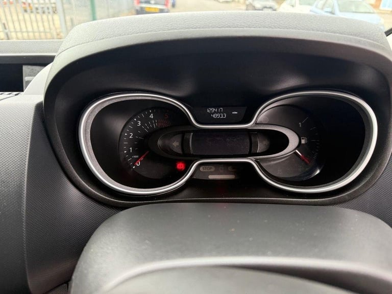2021 71 RENAULT TRAFIC 2.0 DCI ENERGY 28 BUSINESS PANEL VAN 5DR DIESEL MANUAL SW