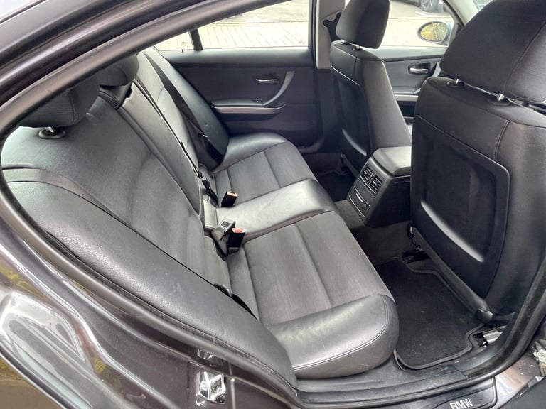 BMW, 3 SERIES, Saloon, 2005, Manual, 1995 (cc), 4 doors