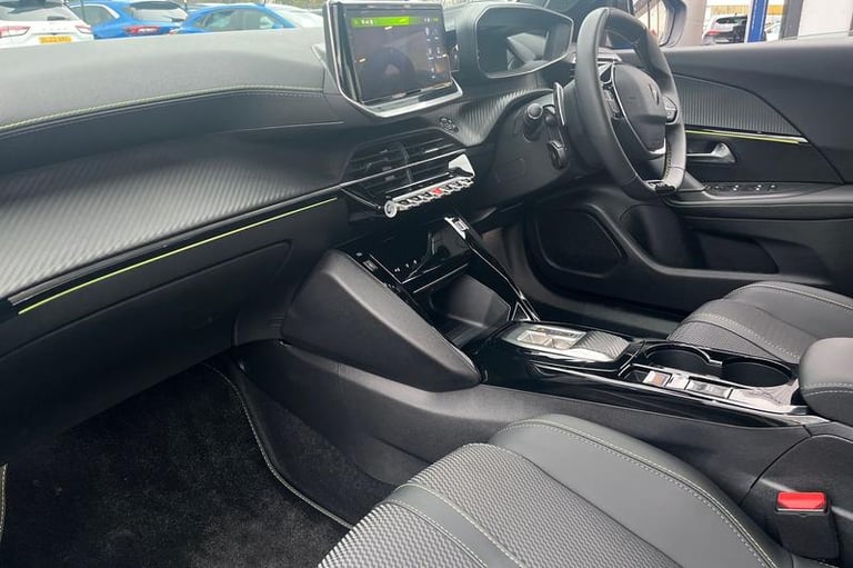 2024 Peugeot 2008 1.2 PureTech 130 GT 5dr EAT8 HATCHBACK PETROL Semi Automatic