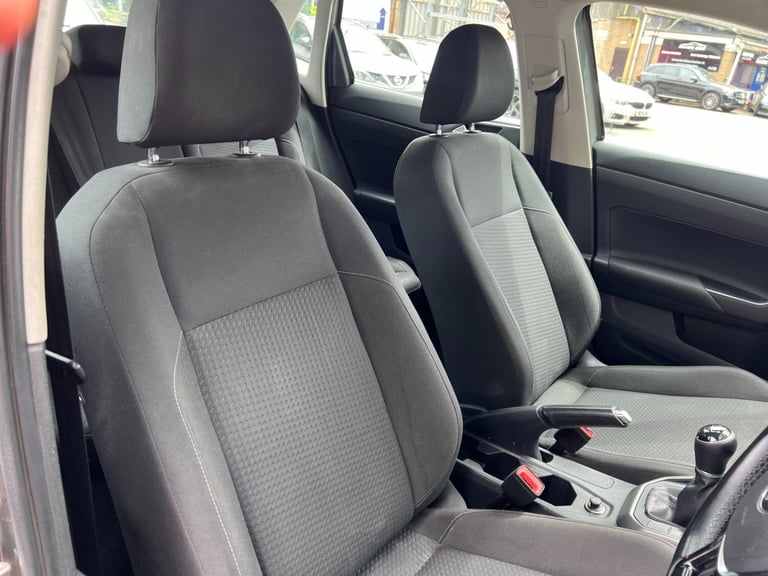 VOLKSWAGEN POLO 1.0 TSI 