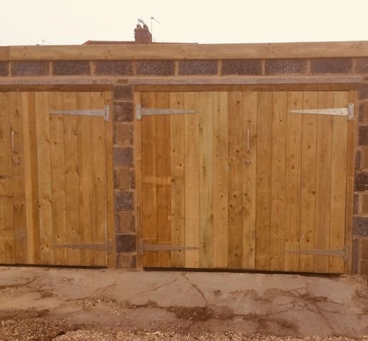 Garage/storage and parking space to rent 