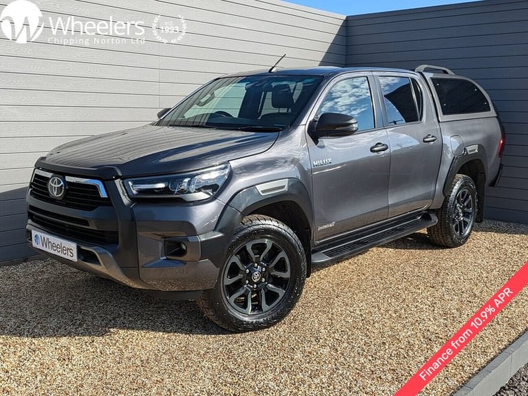 2021 Toyota Hilux D-4D Invincible X Pickup Diesel Automatic