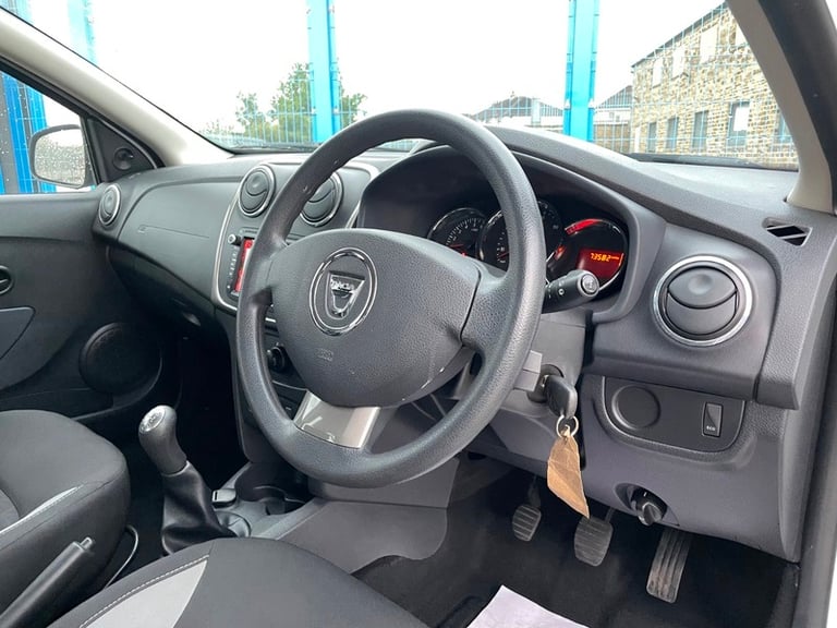 2014 Dacia Sandero STEPWAY AMBIANCE 0.9 TCE HATCHBACK Petrol Manual