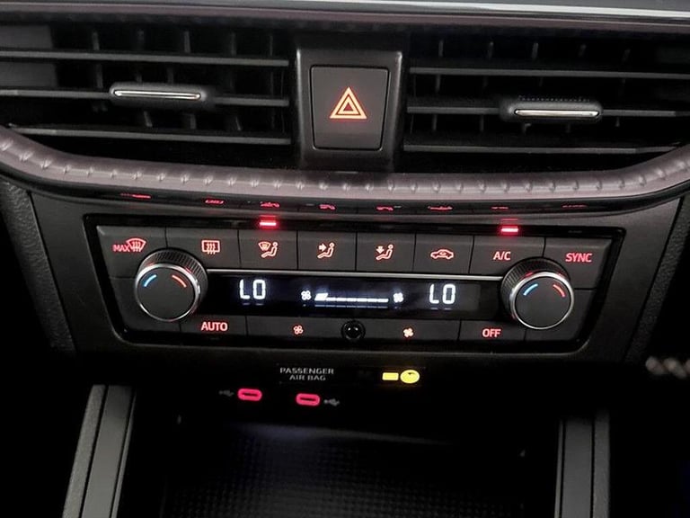 2022 SEAT Ibiza 1.0 TSI XCELLENCE Euro 6 (s/s) 5dr Manual Hatchback Petrol Manual