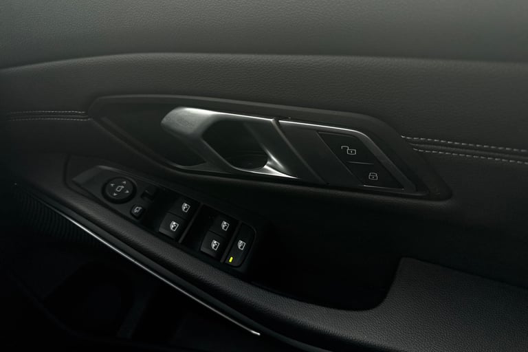 2020 BMW 3 Series 2.0 320d MHT M Sport Auto Euro 6 (s/s) 4dr Saloon DIESEL Automatic