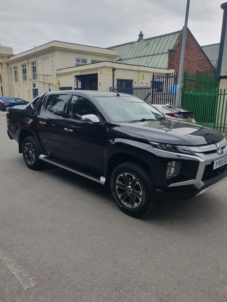 2019 Mitsubishi L200 2.2 DI-D DC Barbarian X Pickup Double Cab 4dr Diesel Auto 4WD Euro 6 (s/s)  ...