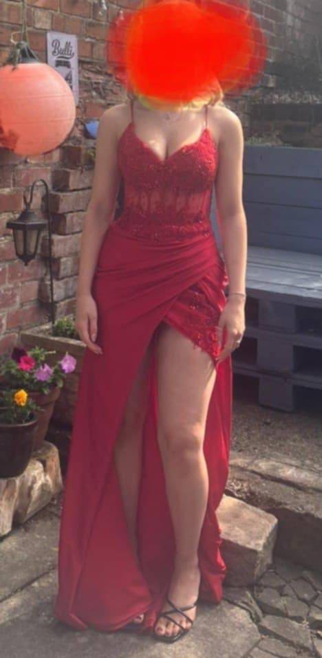 Red long prom dress